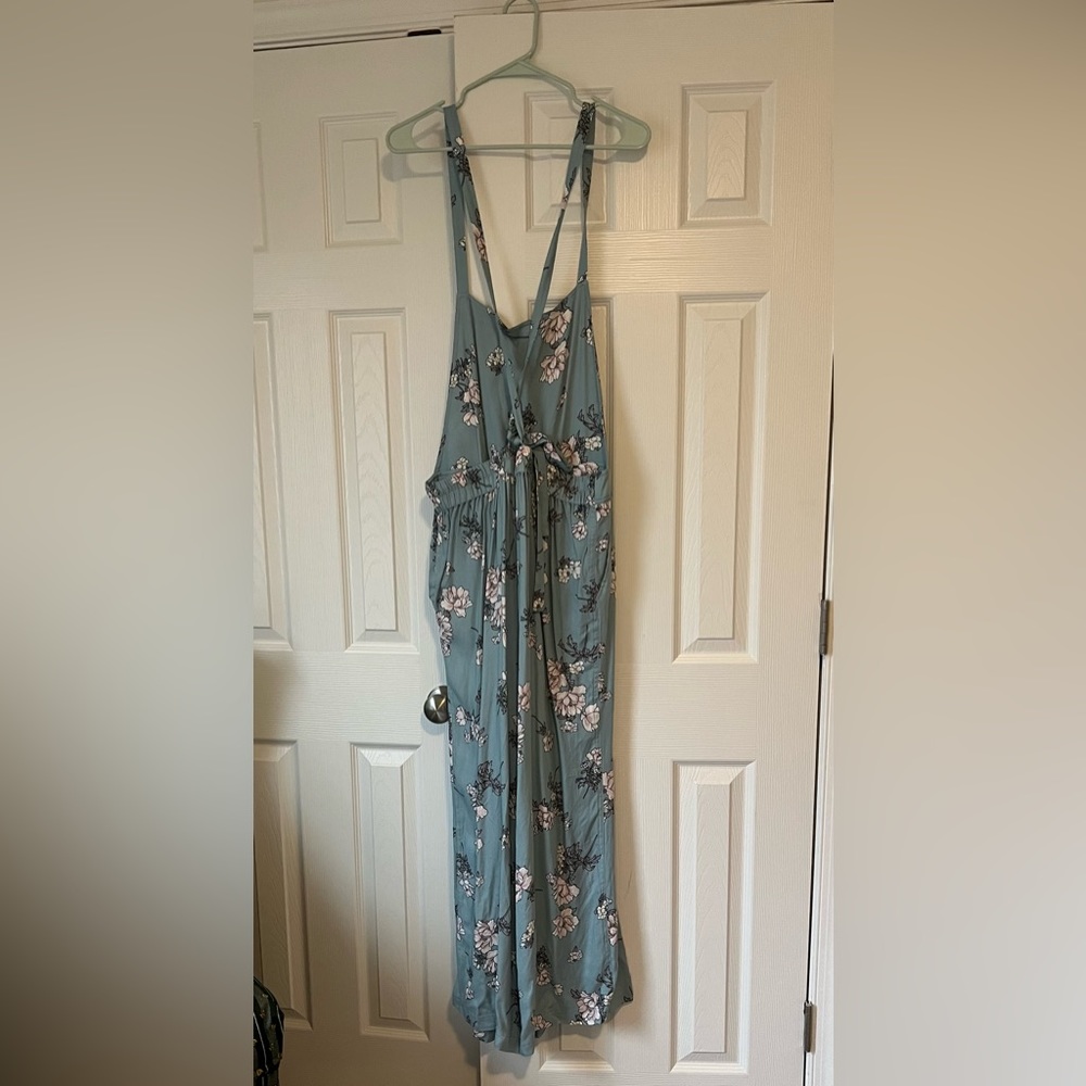 Blue Floral Crepe Wide Leg Overall- Torrid - Sz 0 - Picture 5 of 6
